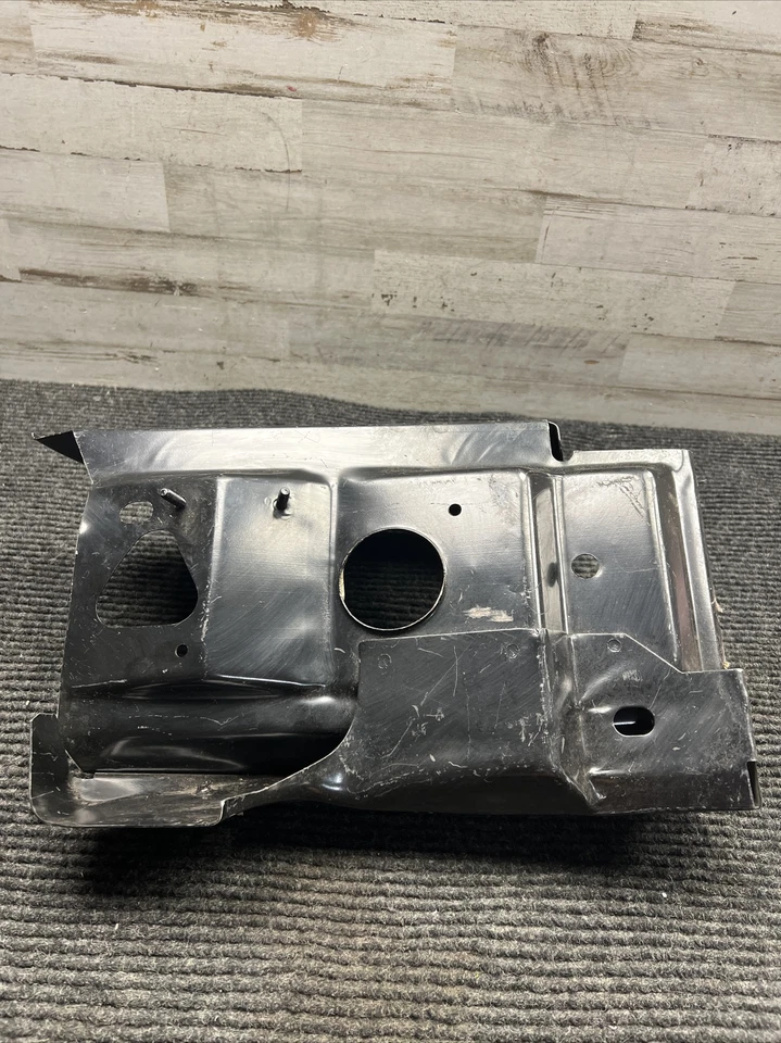 Conjunto de panel de montaje de faro derecho Mopar 04624428 Dodge Chrysler Eagle 1997 2010 Foto 1 de 4