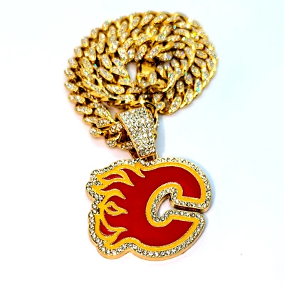 COLAR DE PEDRAS PRECIOSAS CALGARY FLAMES Gold Bling NHL pingente de hóquei hip hop e corrente 20" - Imagem 1 de 4