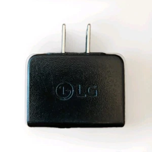 LG (STA-U17WRE) 5V 0.7A Travel Adapter for USB Devices - Black - Photo 1 sur 3