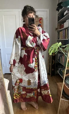 Bata estilo kimono vintage - estampado de geisha y pagoda - vestido de salón satinado - 5XL Foto 1 de 4