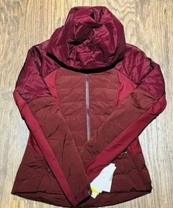 NEU Lululemon Down For It All Jacke rot merlot (2022/3rd Release) 6-8-12 - Bild 1 von 7