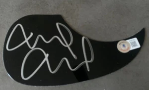 Golpeador de guitarra autografiado firmado por Mike McCready Pearl Jam certificado Beckett - Imagen 1 de 2