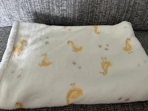 Babydecke Primark cremegelb Ente 80 x 100 cm süß & weich - Bild 1 von 1