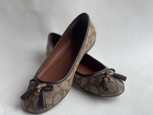 Coach Women's FG2708 Signature BENNI Jacquard Ballet Flats Shoes 5.5B Khaki/Maho - Imagen 1 de 12