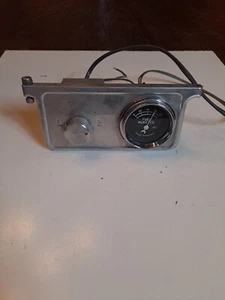 Custom Fuel Mixture Control w/ CLASSIC INSTRUMENTS FUEL INJECTED PRESSURE GAUGE - Picture 1 of 9