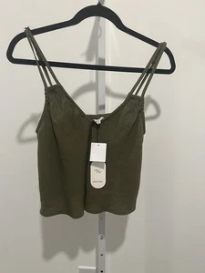 Urban Social Women's Green Satin Tank Top V Neck Blouse size Small - Picture 1 of 3