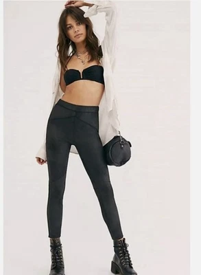 NUEVO Leggings Free People ~S~Negro Mujer Imitación Gamuza Cuero Tirar Ligeros Foto 1 de 4