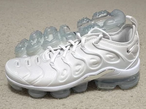 Nike Air VaporMax Plus weiß metallic silber chrom FQ8895-100 Damengröße 7  - Bild 1 von 5