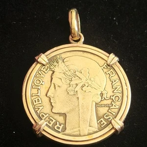 1936 FRANCE ART DECO 2 FRANCS COIN PENDANT. - Picture 1 of 2