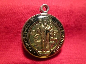 St Benedict Medal Black Enamel Resin Sealed Silvertone - Picture 1 of 2