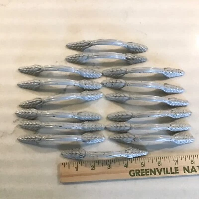 Antiguo tirador de cajón provincial francés de latón gris diseño de trigo de 15 5" Foto 1 de 4