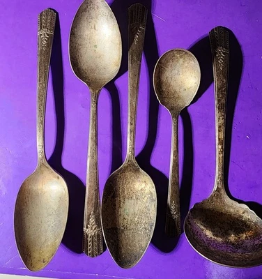 Cucharas para servir eternas antiguas de trigo Wm A Rogers Oneida de 5 piezas plateadas Foto 1 de 4