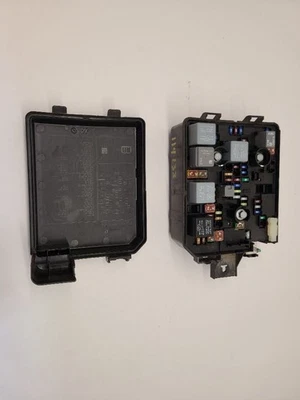 2016 CHEVROLET TRAX Fuse Box Engine  Foto 1 de 4