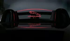 Wind Deflector für Jaguar F-Type Mit Emblem Logo Und LED Beleuchtung Merkmal - Picture 1 of 5