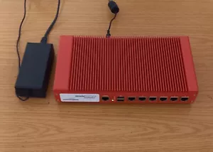 Lanner Elec. FW-7541C x86 Network Appliances 6 PORT 4GB RAM 32Gb SSD - Picture 1 of 3