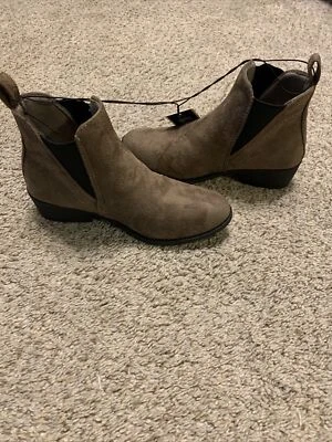 Botines Charles Albert marrón topo imitación gamuza talla 6 Foto 1 de 4