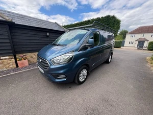 Ford Transit Limited - Picture 1 of 13