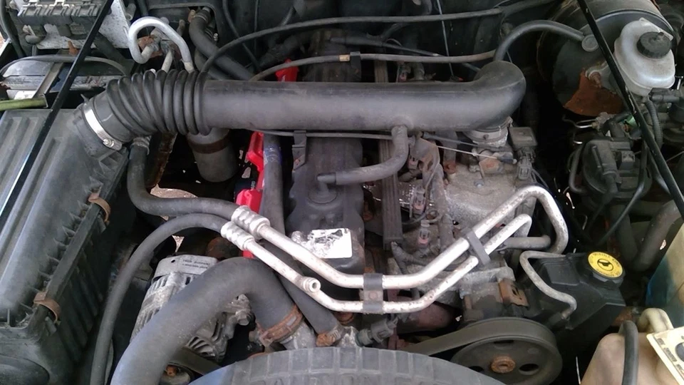 Engine 4.0L VIN S 8th Digit Fits 00-04 WRANGLER 6720032 Foto 1 de 4