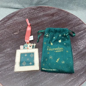 Spilla da collezione Disney Jollywood Nights 2025 con coulisse in velluto - Foto 1 di 6