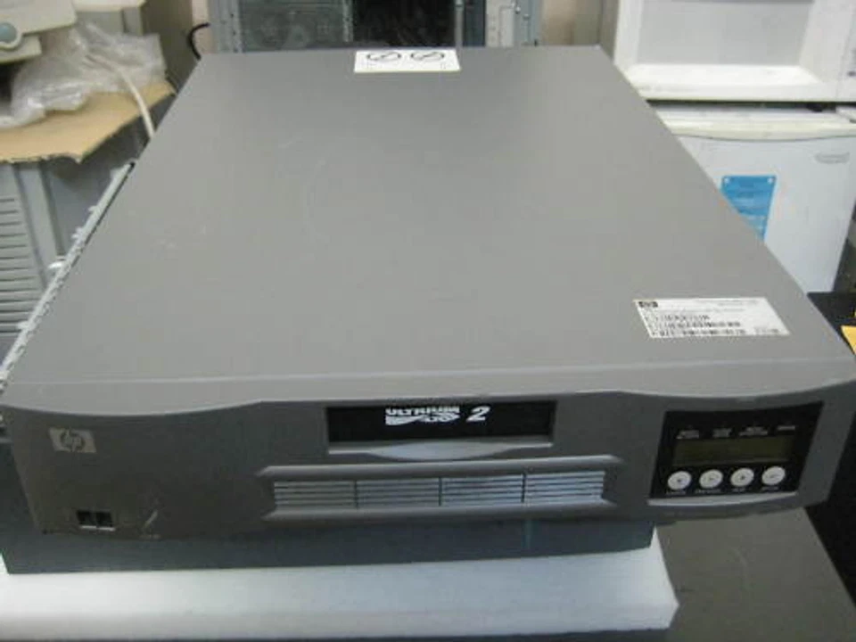 HP STORAGEWORKS LTO2 ultrium 2 1/8 8 Slots tape AUTOLOADER  AF203A 391205-001  - Image 1 of 1