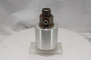 Deublin 2117-005-103 Rotary Union | Dual-Passage, 1"-14 UNS RH, 1/4"-18 NPT - Picture 1 of 11