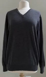 J. LINDEBERG Herren Größe L 100 % Merinowolle V-Ausschnitt Pullover grau Langarm gebraucht, in einwandfreiem Zustand - Bild 1 von 5