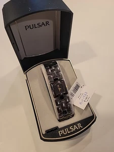 New Pulsar V810-6210 Black Stainless  Quartz Analog Ladies Watch In Original Box - Picture 1 of 8