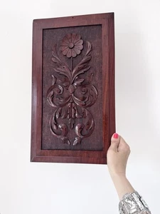 Kunsthandwerk Holztafel, handgeschnitzte florale Holztafel, Wanddeko - Bild 1 von 8