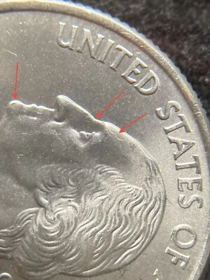 US Iowa State Quarter 2004 Die Crack & Chip Error - Image 1 of 3