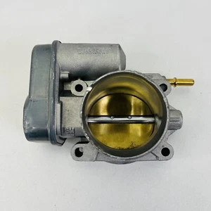 Genuine GM 12565553 Fuel Injection Throttle Body - Picture 1 of 11