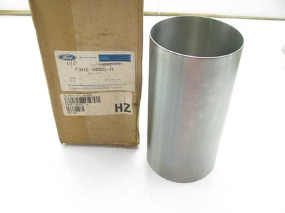 NUEVO - Revestimiento del cilindro del motor Ford F3HZ-6055-A 1993-1998 FD1060 5,9 L-L6 diésel OEM Foto 1 de 3