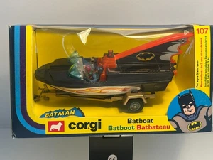 Corgi 107 'Tin-Fin' Bat-Boat and Trailer, VN Mint in original box - Picture 1 of 20