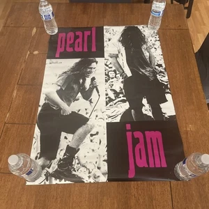Pearl Jam “live” Poster 23”x33” Soundgarden Nirvana  - Picture 1 of 4