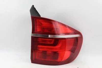Cuarto de luz trasera de pasajero montado en panel BMW X5 2011-2013 OEM #40071 Foto 1 de 4