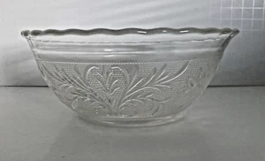 SANDWICH CLEAR 6” SCALLOPED SERVING/VEGETABLE BOWL–DEPRESSION GLASS-HOCKING-#38 - Picture 1 of 5