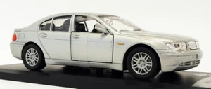 Solido 1/43 Scale Diecast Model Car 43303 - 2005 BMW Series 7 - Silver - Imagen 1 de 3
