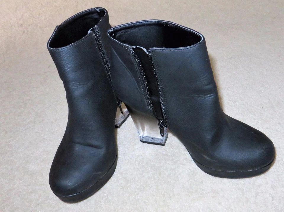 Deena & Ozzy Urban Outfitters Chunky Transparent Heels Leather Shoes Boots Sz 6 - Image 1 of 4