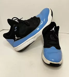 Nike Air Jordan Max Aura 2 schwarz University Blue Herren Größe 12 CK6636-041 EUC - Bild 1 von 8