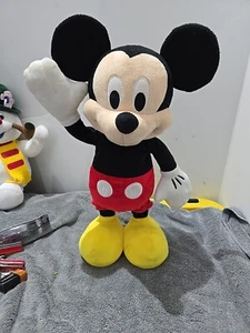 DISNEY MICKEY MOUSE SINGING AND DANCING 15" Works Just Add Batteries (A132) - Picture 1 of 4