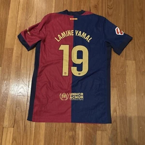 Nike Authentic FC Barcelona 24-25 Home Kit Lamine Yamal #19 (Youth XL) - Picture 1 of 2