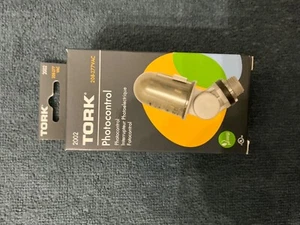 TORK Photocontrol #2002 208-277 VAC 1/2" Conduit Mounting 180 Degree Swivel - Picture 1 of 4