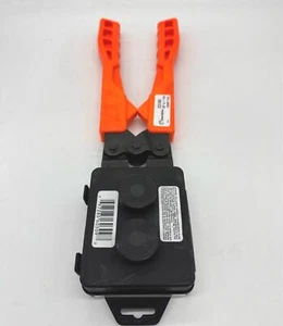SharkBite 23100 Multi-Head PEX Crimp Tool Kit - 3/8" to 1" Tubing, Orange Handle - Picture 1 of 4