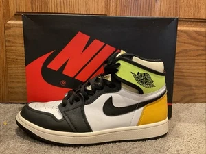 Size 9.5 - Jordan 1 Retro High OG Volt - Picture 1 of 8