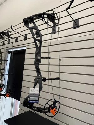 NUEVO Arco compuesto Elite Carbon Era gris pizarra diestro 65# 25,5-31" Foto 1 de 4