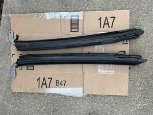 1994 Mercedes R129 SL500 320SL Soft Top Door Window Top Seal w/rail Pair - Picture 1 of 7