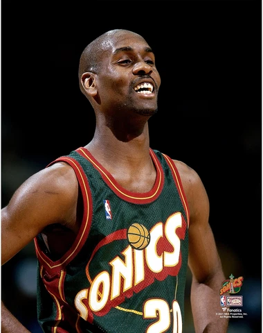 Gary Payton Seattle Supersonics Unsigned Hardwood Classics Smiling Photograph Cover