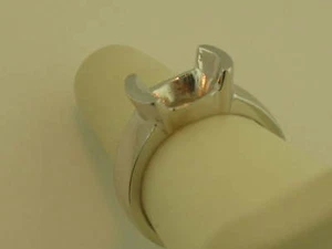 1/2 LUNETTA 10MM X 8MM ANELLO SOLITARIO OVALE MONTAGGIO ORO BIANCO MASSICCIO 14K  - Foto 1 di 1