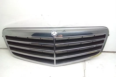 Mercedes Benz E350 2012 12 parrilla superior OEM Foto 1 de 4