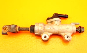 Cilindro maestro de freno trasero Honda TRX450R TRX450ER 2004-2014 43510-HP1-305 - Imagen 1 de 9