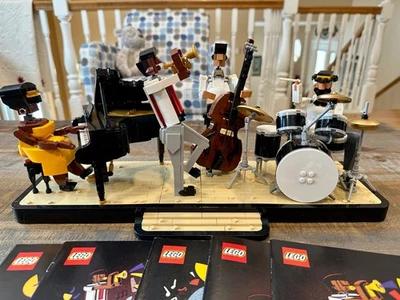 LEGO 21334 Ideas Jazz Quartet Foto 1 de 4